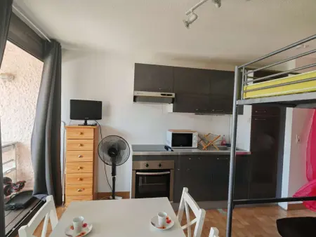 Studio en rdc avec terrasse fleurie et accès espace aquatique - Photo 22