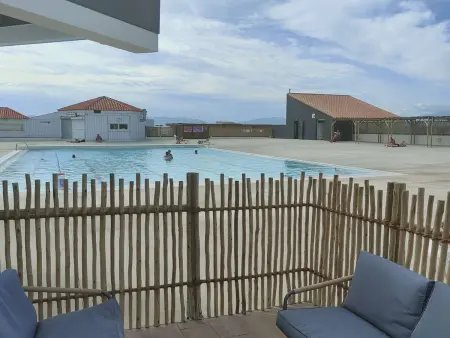 Studio en rdc avec terrasse fleurie et accès espace aquatique - Photo 24