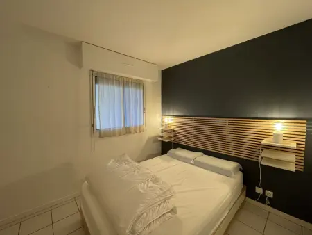 Agréable T2 avec piscine et parking dans résidence - Photo 4