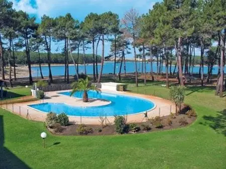 Agréable T2 avec piscine et parking dans résidence - Photo 9