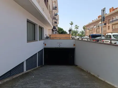 Appartement rénové avec terrasse, proche plage et parking - Photo 20