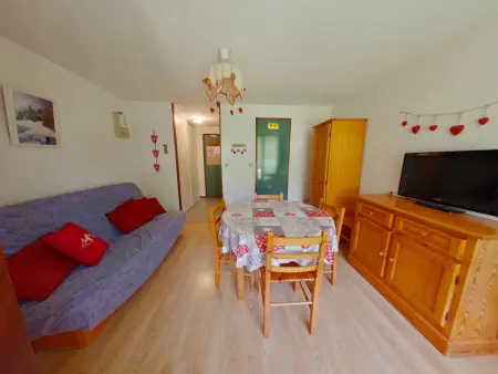 Studio lumineux avec loggia proche village des Rousses - Photo 5