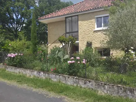 Charmant appartement 2 chambres à Saint-Geniès avec jardin - Photo 24