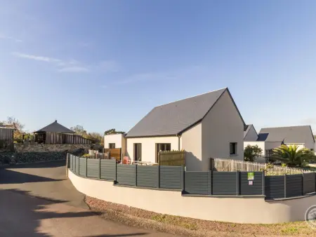 Maison plain-pied avec jardin clos à Barneville-Carteret - Photo 4