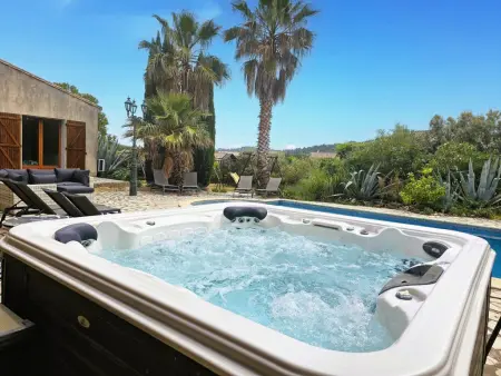 La Cerisette, Villa spacieuse avec piscine et bain à remous - Photo 1