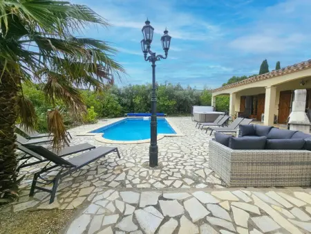 La Cerisette, Villa spacieuse avec piscine et bain à remous - Photo 10