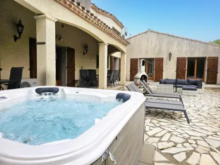 La Cerisette, Villa spacieuse avec piscine et bain à remous - Photo 11