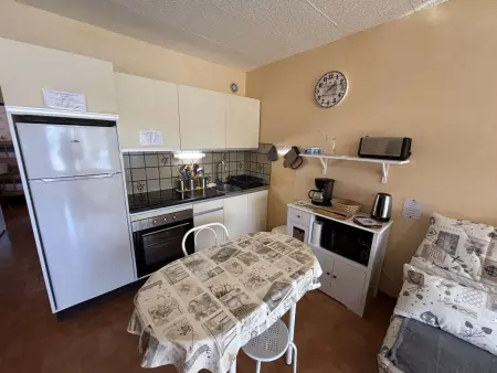 Appartement lumineux RDC 2 pièces avec piscine proche mer - Photo 4