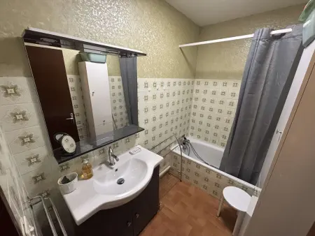 Appartement lumineux RDC 2 pièces avec piscine proche mer - Photo 7
