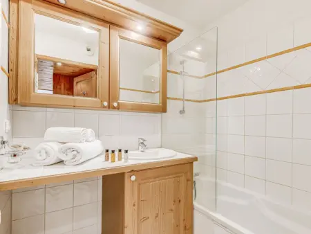 Appartement Premium 6 pers, WIFI, Parking, Piscine & SPA - Photo 15