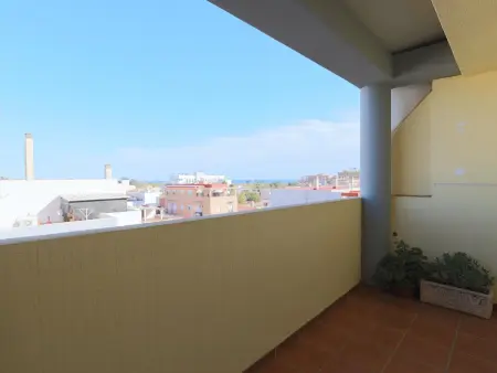 Grand appartement 3 chambres, grande terrasse, clim, à 600m de la plage - Photo 7