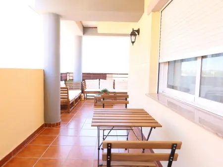 Grand appartement 3 chambres, grande terrasse, clim, à 600m de la plage - Photo 13