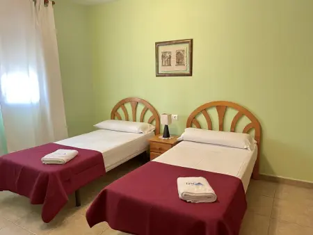 Chalet spacieux pour 11 pers, piscine privée, animaux bienvenus, proche mer - Photo 5