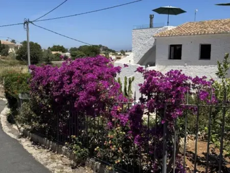 Villa à Denia avec Wi-Fi, climatisation, piscine privée et parking - Photo 2