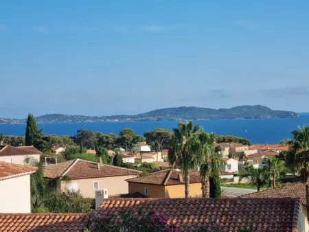Carqueiranne: Villa de Charme avec Piscine, Vue Mer, pour 8 Personnes - Photo 2