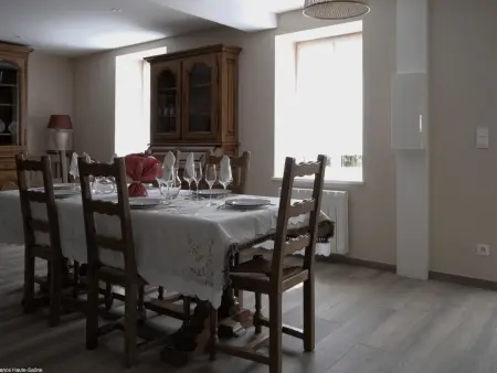 Charmant gîte rénové dans parc avec terrasse, Gite 4 personnes à Montagney - Photo 9
