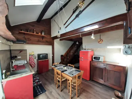 Gîte paisible dans une ancienne ferme avec WIFI et parking à Saint-Bresson - Photo 7