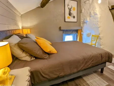 Gîte paisible dans une ancienne ferme avec WIFI et parking à Saint-Bresson - Photo 8