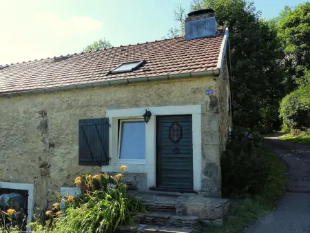 Gîte paisible dans une ancienne ferme avec WIFI et parking à Saint-Bresson - Photo 15