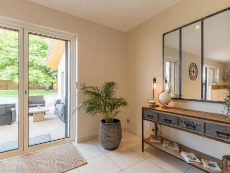 Gîte moderne et lumineux à Gy avec grand salon, jardin et jeux pour enfants - Photo 5
