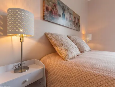 Gîte moderne et lumineux à Gy avec grand salon, jardin et jeux pour enfants - Photo 18