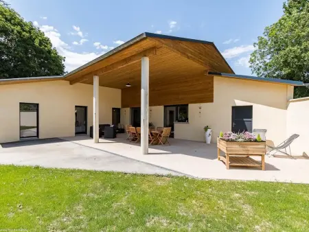 Gîte moderne et lumineux à Gy avec grand salon, jardin et jeux pour enfants - Photo 29