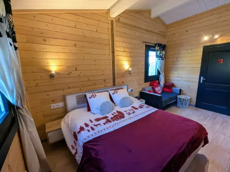 Chalet détente avec spa et sauna près des 1000 Étangs - Photo 1
