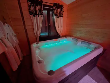 Chalet détente avec spa et sauna près des 1000 Étangs - Photo 10