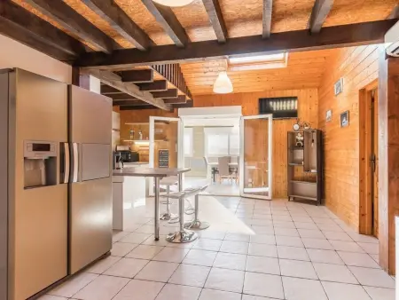 Charmante maison bois avec piscine et animaux admis - Photo 11