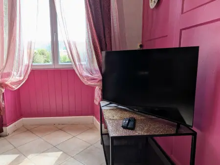Gîte familial 6 pers avec billard et salle de jeux - Photo 9