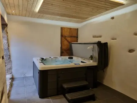 L'Échappée : Gîte Authentique avec Spa à Faucogney-et-la-Mer - Photo 18
