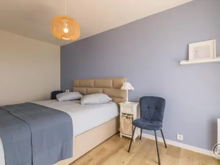 Appartement en front de mer avec balcon et parking privé - Photo 11