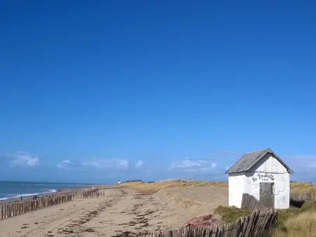Appartement en front de mer avec balcon et parking privé - Photo 18