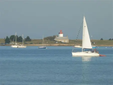 Appartement en front de mer avec balcon et parking privé - Photo 20