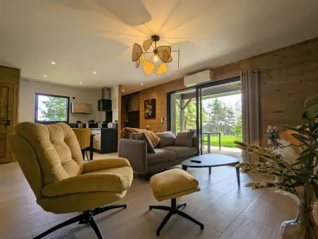 Lodge élégant avec spa privatif et espace bien-être - Photo 3