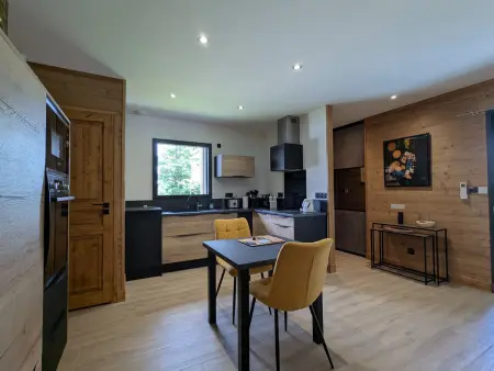 Lodge élégant avec spa privatif et espace bien-être - Photo 5