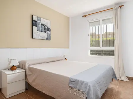 Confort et intimité à Chiclana : 2 chambres, jardin privé, animaux admis - Photo 9
