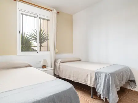 Confort et intimité à Chiclana : 2 chambres, jardin privé, animaux admis - Photo 13