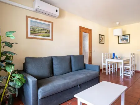 Charmant appartement à Chiclana avec piscine et parking - Photo 3