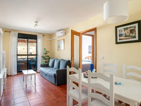 Charmant appartement à Chiclana avec piscine et parking - Photo 6