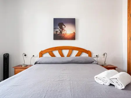 Charmant appartement à Chiclana avec piscine et parking - Photo 11
