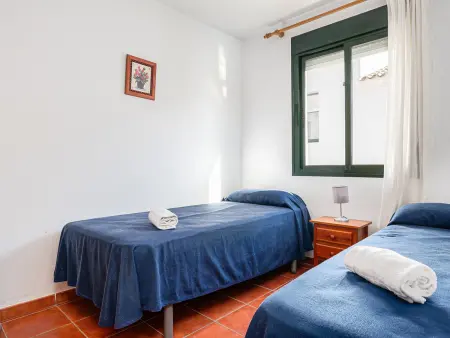 Charmant appartement à Chiclana avec piscine et parking - Photo 12