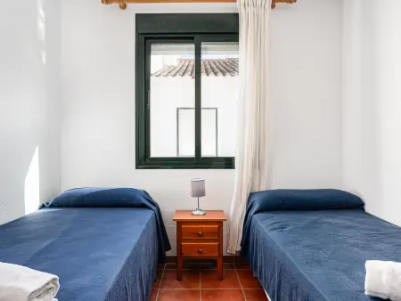 Charmant appartement à Chiclana avec piscine et parking - Photo 13