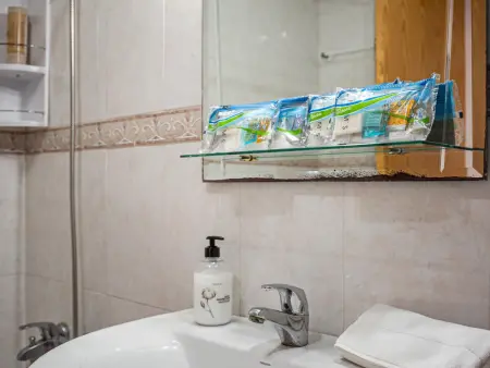 Charmant appartement à Chiclana avec piscine et parking - Photo 18