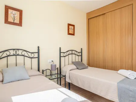 Appartement familial à Chiclana de la Frontera avec climatisation et Wi-Fi - Photo 15