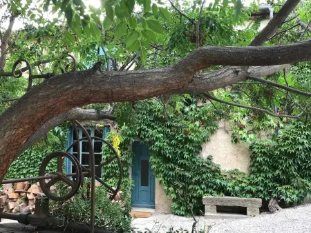 Charmante maison à Laure-Minervois avec piscine et jardin - Photo 1