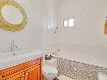 Villa Spacieuse avec Piscine Privée à 200m de la Plage - Photo 9