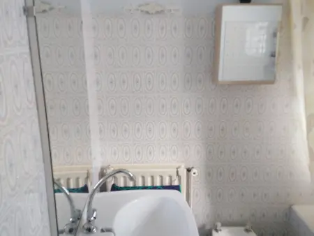 Appartement au 1er étage avec terrasse - 2 chambres, 4 personnes, parking face à la mer - Photo 13