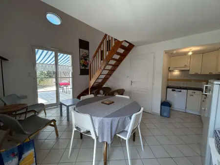 Pavillon près de l'océan avec piscine chauffée sécurisée - Photo 1