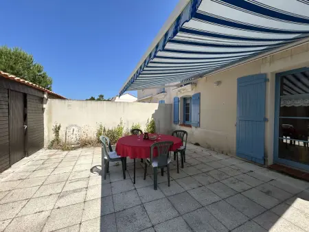 Pavillon près de l'océan avec piscine chauffée sécurisée - Photo 7